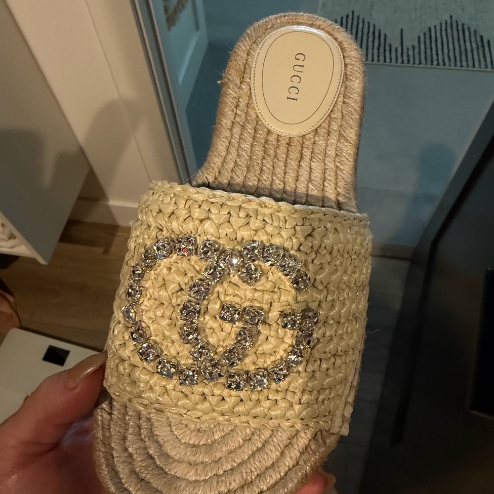 Gucci Beige Crystal Embellished espadrille Slides